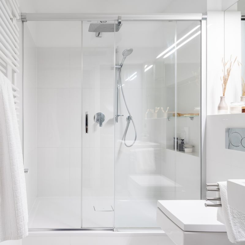 Space-Efficient Shower Fixtures